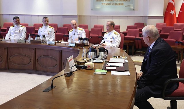 Bakan Güler: "Türk Donanması dünyanın en güçlü deniz unsurlarından biri haline geldi"