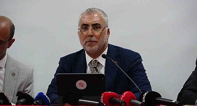 Bakan Işıkhan: "20 çeyrektir kesintisiz büyüme başarımızı sürdürdük"