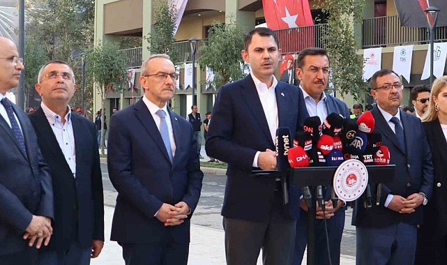 Bakan Kurum: "Şehirlerimiz her alanda ayağa kalkıyor"
