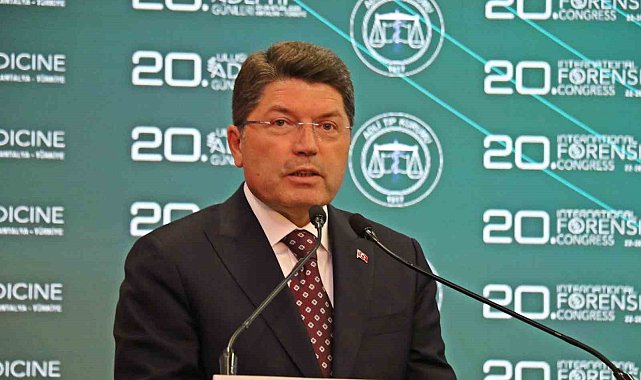 Bakan Tunç: "Gazze'deki soykırım uluslararası mahkemelerin inandırıcılığını kaybettiğini bütün dünyaya göstermiş durumda"