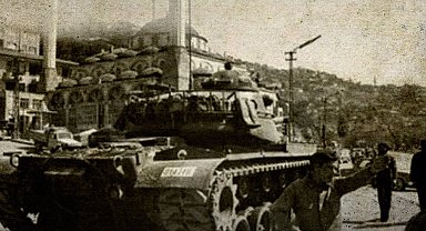 Bakan Tunç'tan 12 Eylül mesajı: Milli iradenin üzerinde hiçbir güç yoktur