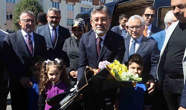 Bakan Yumaklı: "Tarımın, ormanın ve suyun olmadığı bir dünya, bizim dünyamız değildir"