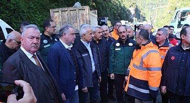 Bakanlar Abdulkadir Uraloğlu ve Aşkın Osman Bak Ayder Yaylası yolunda incelemelerde bulundu