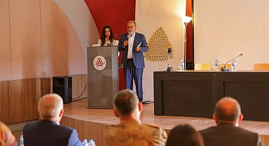 Baksı Müzesi'nde iki gün sürecek olan sempozyumunun ilki tamamlandı