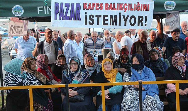 Balıkçı köyü balıkçılık yapabilmek için direniyor