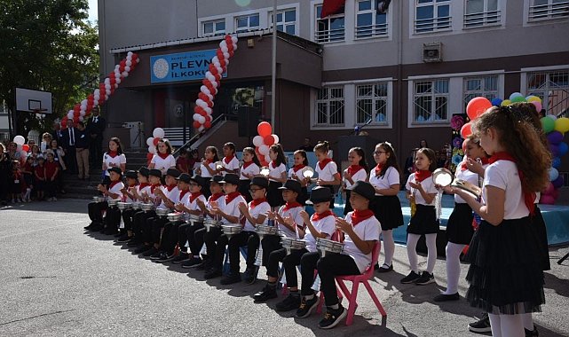 Balıkesir'de okullarda ders zili çaldı