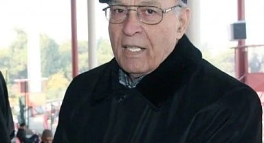 Balıkesirspor'un efsane futbolcu Coşkun Ehlidil hayatını kaybetti