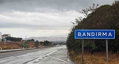 Bandırma'da sabah yağmuru serinlik getirdi
