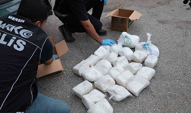 Bardak kolilerinden kilolarca uyuşturucu çıktı: 7 tutuklama