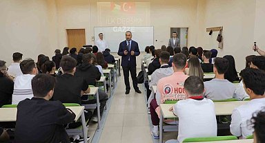 BARÜ'de ilk ders "Gazze"