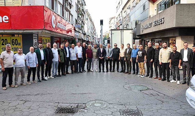 Başkan Alemdar: "Şehrimizin hafızası olan esnaflarımızla bir ve beraber olmaya devam edeceğiz"