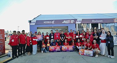 Başkan Altay "2025 TEKNOFEST İstanbul"dan 18 ödülle dönen kapsül takımlarını tebrik etti