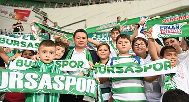 Başkan Aydın, Bursaspor maçını çocuklarla izledi