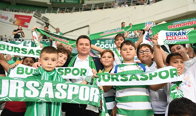 Başkan Aydın, Bursaspor maçını çocuklarla izledi