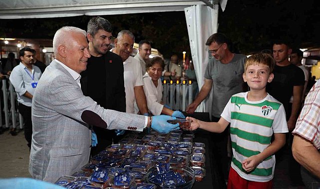Başkan Bozbey: "Mevlid Kandili, tüm hemşehrilerimize ve insanlığa hayırlar getirsin"