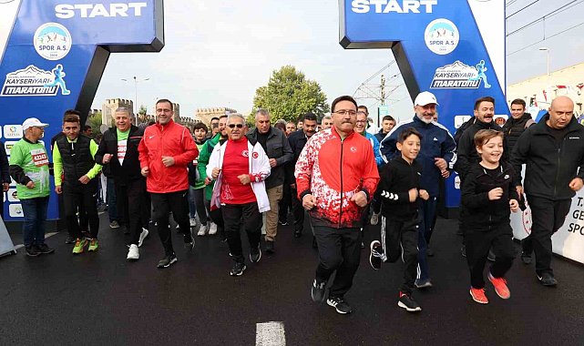 Başkan Büyükılıç'tan Kayseri'nin Uluslararası Yarı Maratonu'na davet