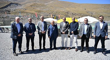Başkan Büyükkılıç, Erciyes'teki Dünya Tenis Turu'na ev sahipliği yapan büyükşehir yatırımlarını inceledi