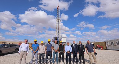 Başkan Büyükkılıç, Jeotermal Kaynaklı Sera Organize Tarım Bölgesi çalışmalarını yerinde inceledi