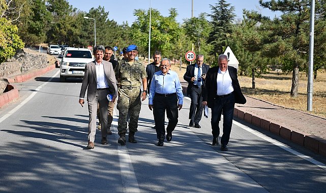 Başkan Büyükkılıç'tan, Kartal Katlı Kavşağı'na alternatif güzergâh çalışmalarına yakın takip