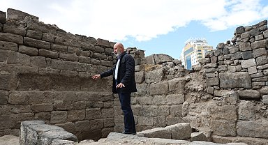 Başkan Çolakbayrakdar: "Ecdat yadigârı medrese, şehrimizin kalbi ve kültür hazinesi olacak"