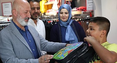 Başkan Çolakbayrakdar: "Türkiye'de örnek, farklı ve gönüller yapan bir belediyeyiz"