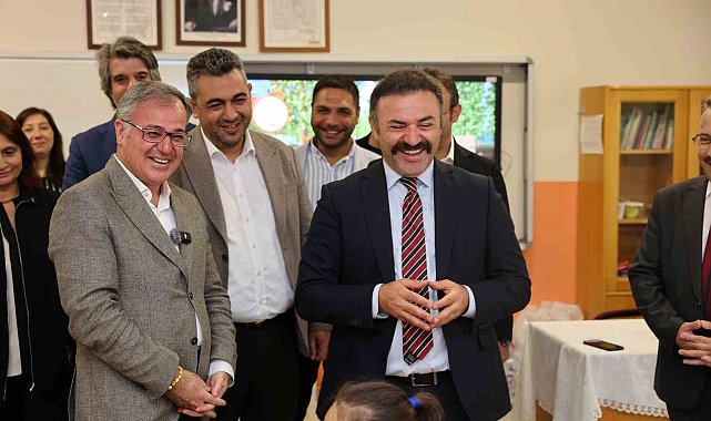 Başkan Özdoğan ile Hacılar'da ilk ders zili çaldı