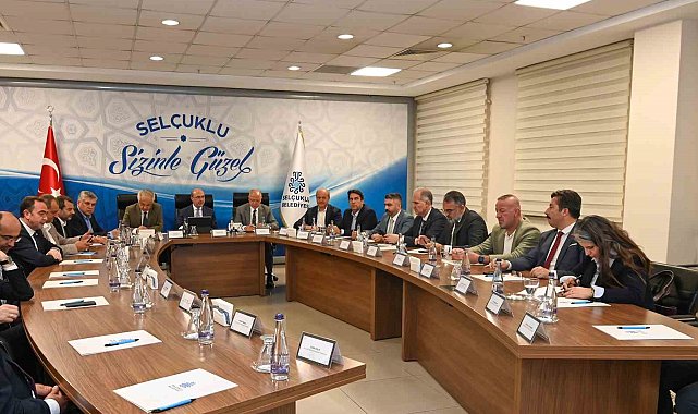 Başkan Pekyatırmacı Bursa'dan gelen heyete Selçuklu'yu anlattı