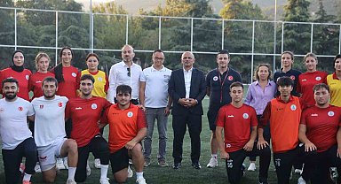 Başkan Söğüt geleceğin en büyük umut kaynağı sporcularla bir arada