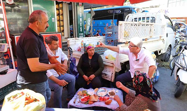 Başkan Tetik, vatandaşlarla bir araya geldi