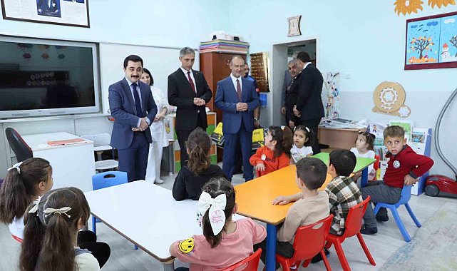 Bayburt'ta 14 bin 300 öğrenci ders başı yaptı