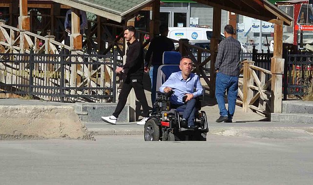 Bayburt'ta ehliyetsiz sürücü engelli vatandaşa çarpıp kaçtı: "Sadece ben değil, insanlık ve vicdan da yaralandı"