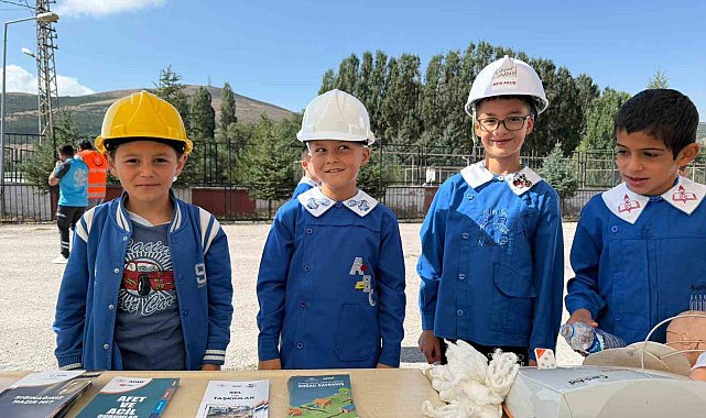 Bayburt'ta öğrencilere sağlıklı yaşam eğitimi verildi