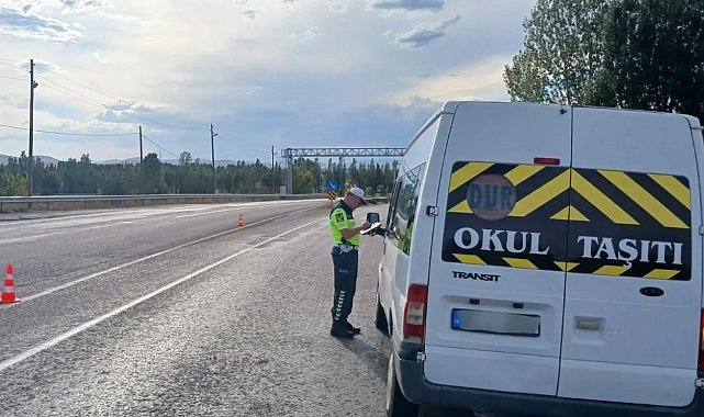 Bayburt'ta okulların açılmasıyla tedbirler artırıldı