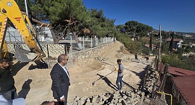 Bayırköy'de yol konforu için parke çalışmaları