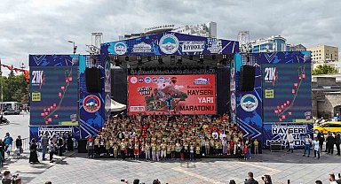 Bebekler ve çocuklar Uluslararası Kayseri Yarı Maratonu'na renk kattı