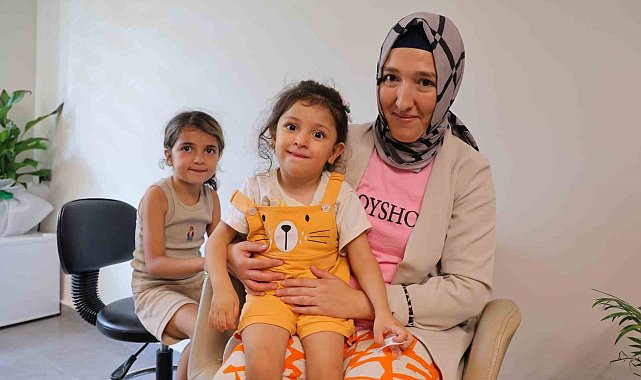 Beyin felcinde botoks ve tendon gevşetme tedavisiyle, Asel yeniden yürümeye başladı