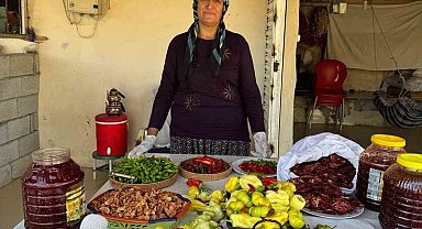 Biberden reçel yaptı, siparişlere yetişmekte zorlanıyor
