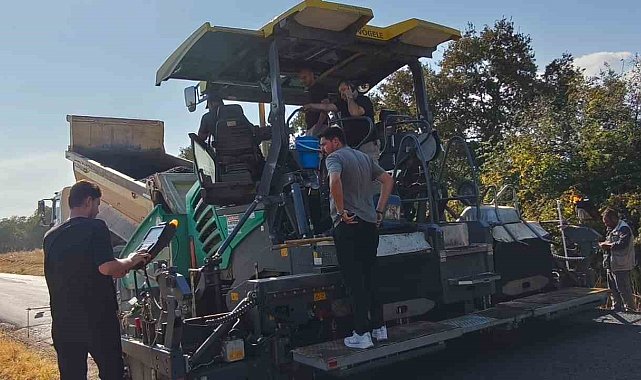 Biga'da sıcak asfalt dökme çalışmaları başladı