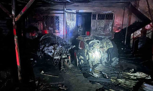 Bilecik'te çıkan yangında 1 traktör, 1 ilaçlama tankeri, 1 sulama motoru yandı