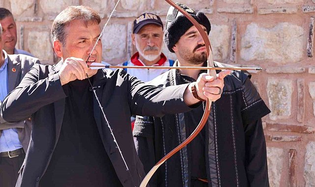 Bilecik'te İpek Yolu Festivali coşkusu