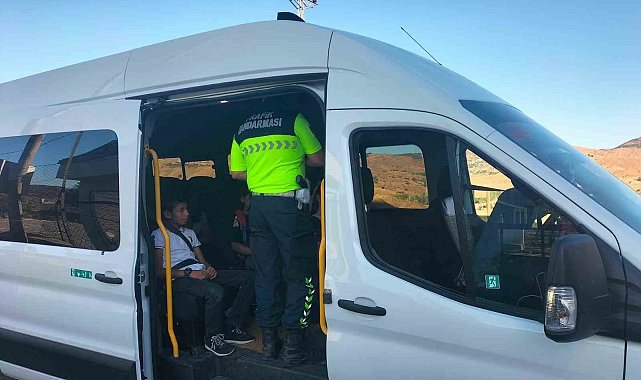 Bingöl'de okul çevreleri ve servisler denetlendi