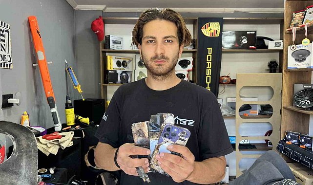 Binlerce liralık telefon bir anda alev aldı
