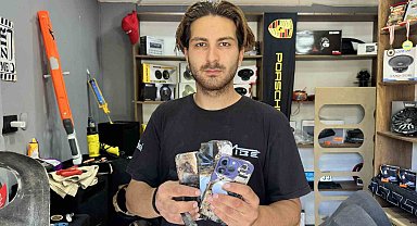 Binlerce liralık telefon bir anda alev aldı