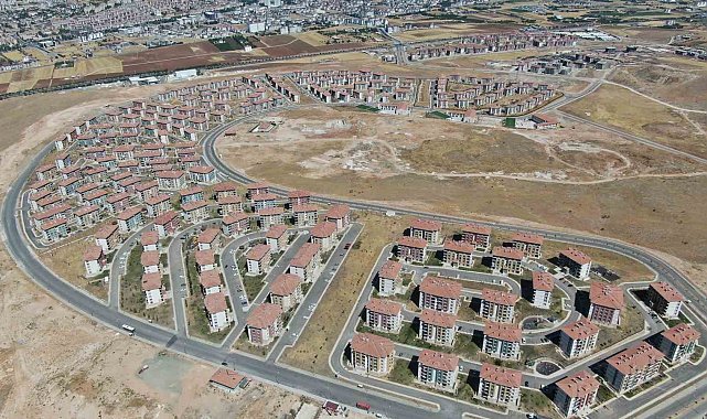 Bir şehir adeta baştan kuruldu: Elazığ'da 36 bin konut depremzedelere teslim edildi