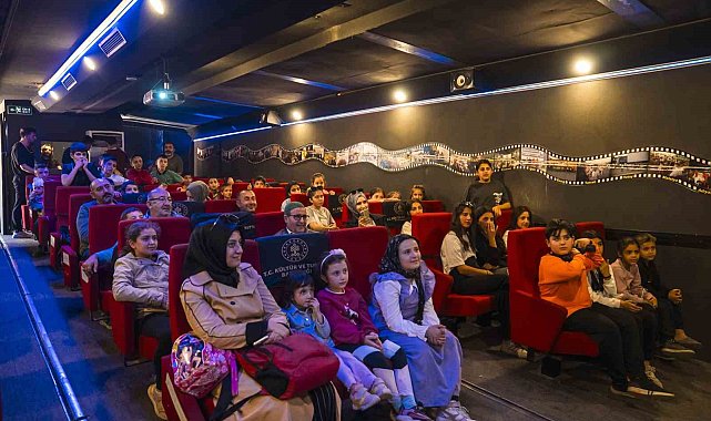Bitlis'te 'Bir Anadolu Şenliği' konser ve tiyatrolarla devam ediyor
