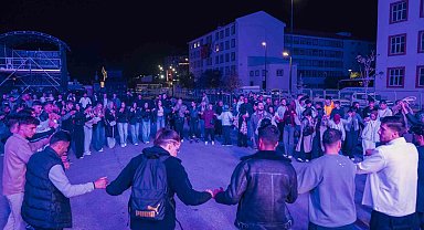 Bitlis'teki "Bir Anadolu Şenliği" türkülerle başladı