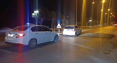 Boyasız kasisler gece karanlığında sürücülerin kabusu oldu: Fark edemeyen sanayinin yolunu tuttu