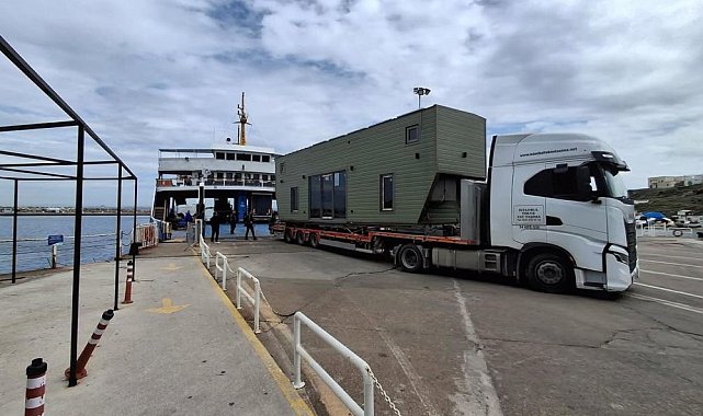 Bozcaada'da kaçak yapılan 'tiny house'lar yıkılıyor