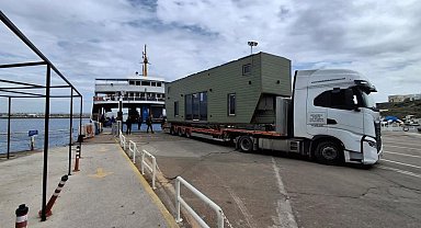 Bozcaada'da kaçak yapılan 'tiny house'lar yıkılıyor