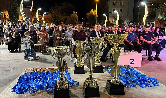 Bozkır'da genç sporcuların başarısı kutlandı